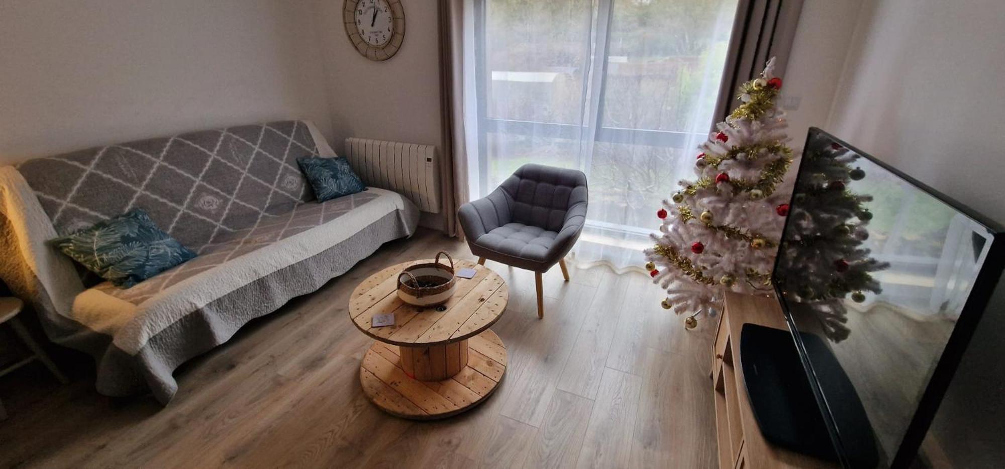 Appartement Renove Totalement - Vue Sur Jardin - 52 M² Houdemont Exteriör bild